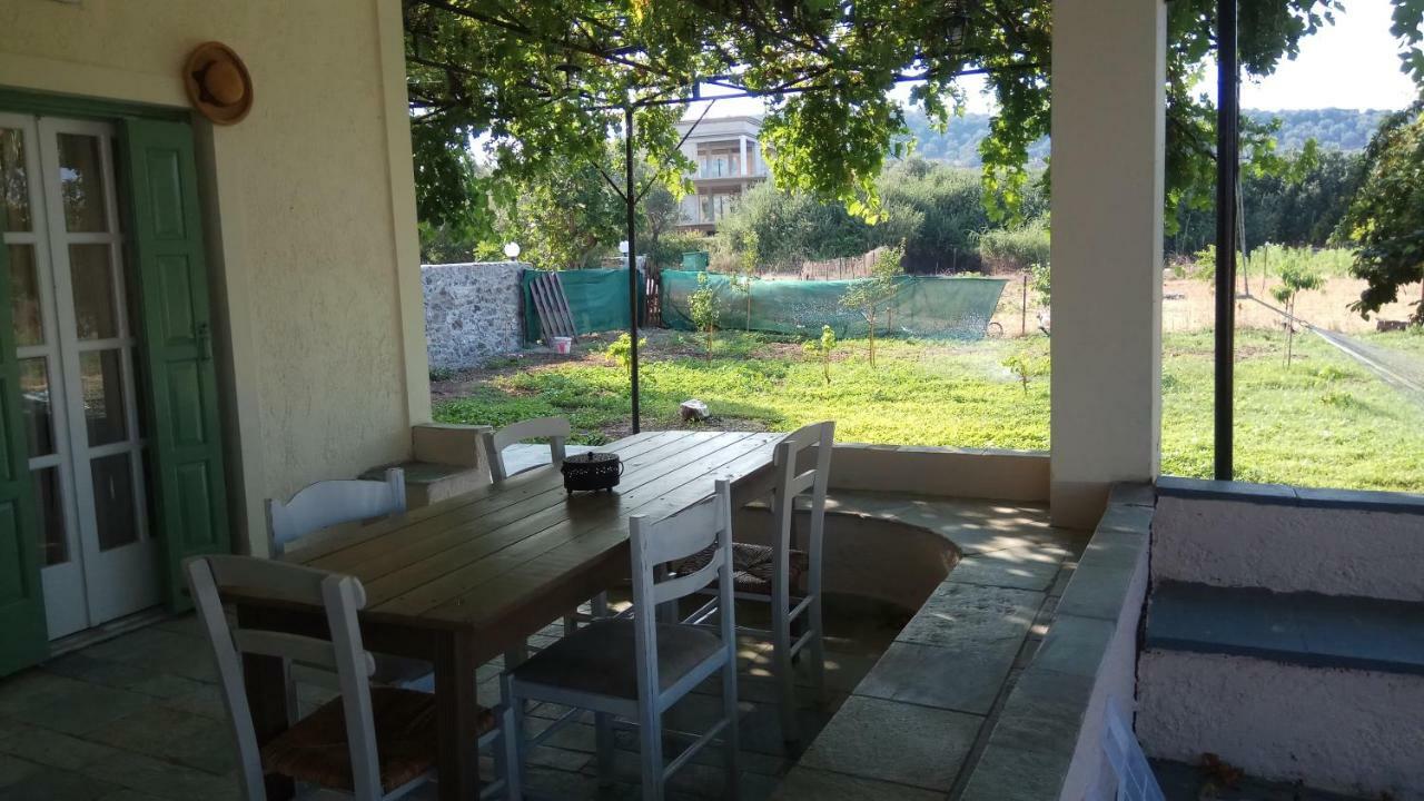 Country Village House Skala Mistegnon 外观 照片